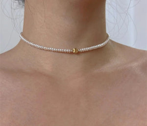 Arya Pearl Necklace