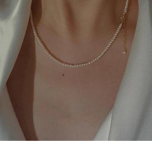 Poppy Pearl Necklace